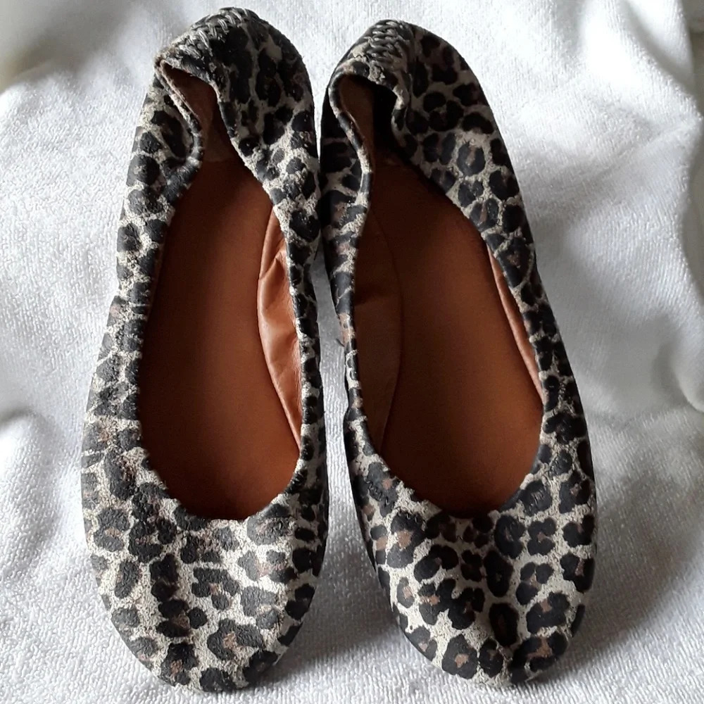 Lucky Brand flats  😀😀😀Size 7.5